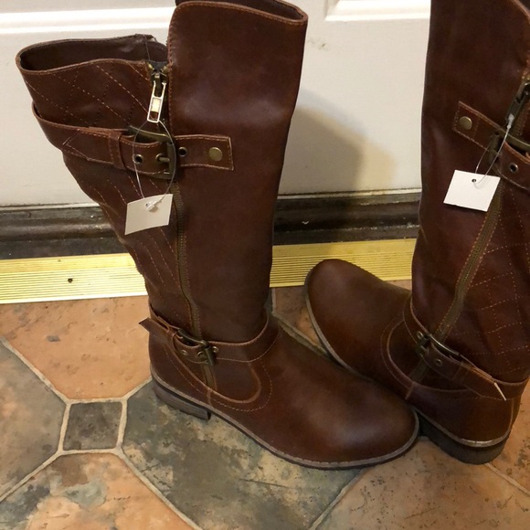 Boots - Picture 2 of 2